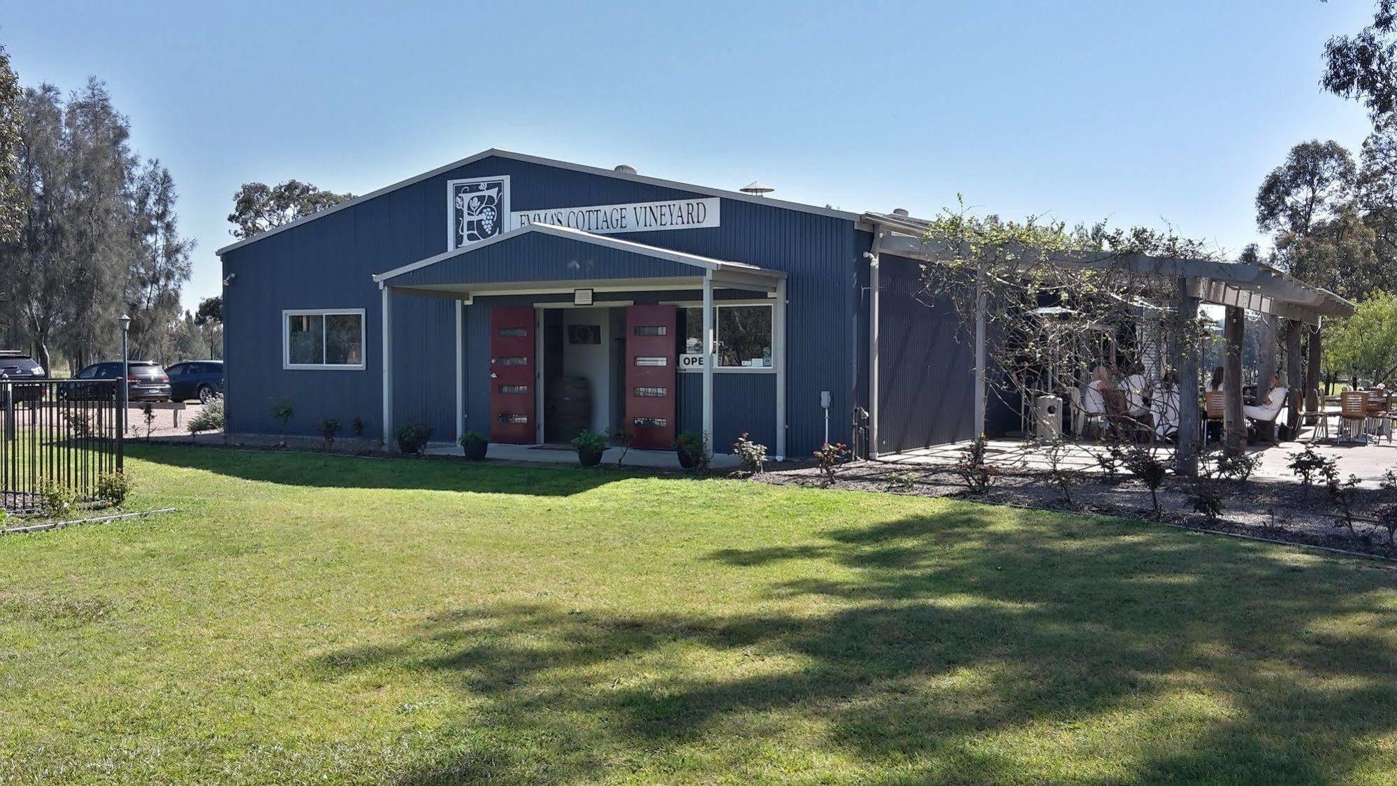 Emma'S Cottage Vineyard Lovedale Exterior photo